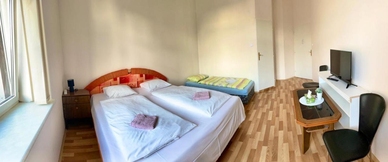 Pension Majovka Хеб Екстериор снимка