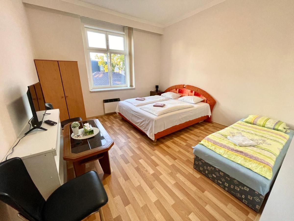 Pension Majovka Хеб Екстериор снимка